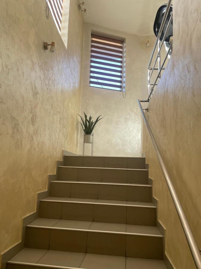 Km 80 Restaurant & Hotel Mavrodolu Экстерьер фото