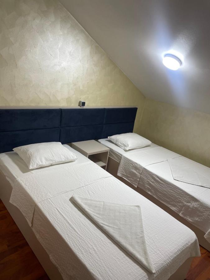 Km 80 Restaurant & Hotel Mavrodolu Экстерьер фото